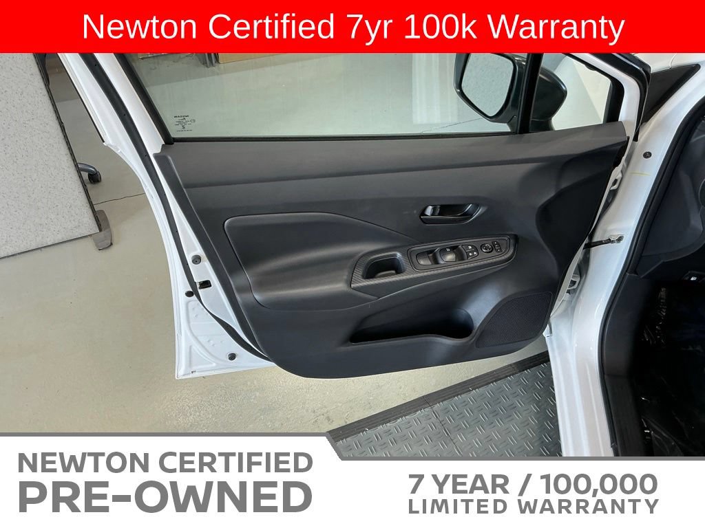 Used 2025 Nissan Versa S w/ Trunk Package FWD image 32