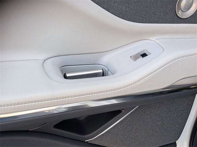 Used 2025 Lincoln Navigator Reserve image 28