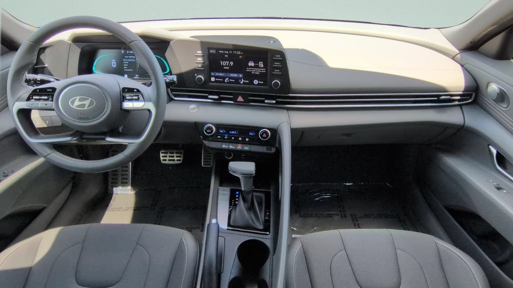 Certified 2026 Hyundai Elantra Sport FWD image 10