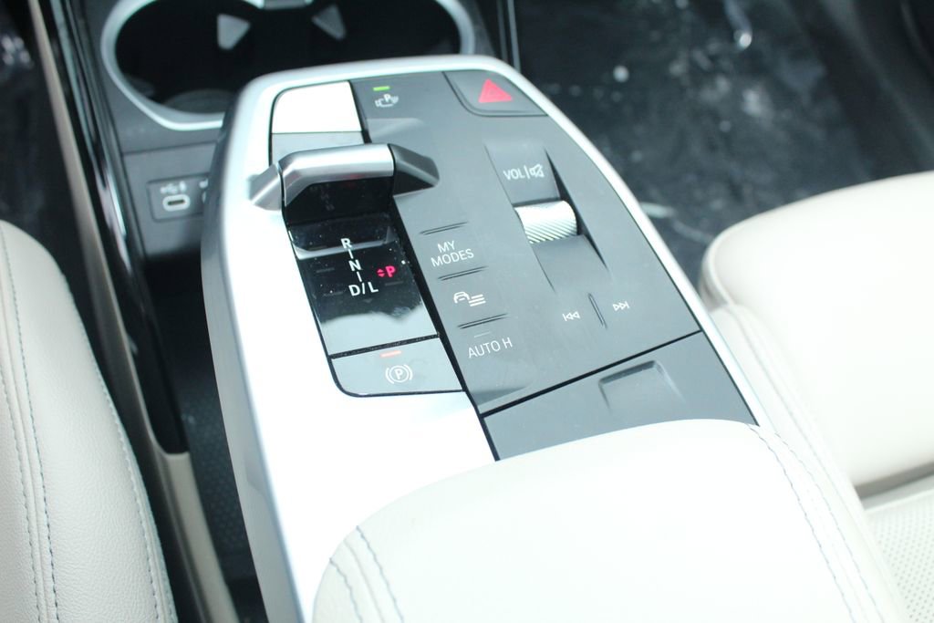 Certified 2023 BMW X1 xDrive28i w/ Convenience Package image 15