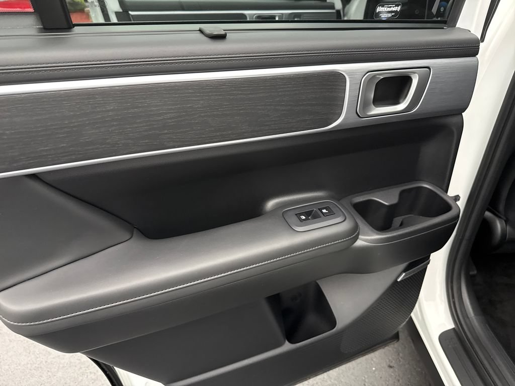 Certified 2024 Hyundai Santa Fe Limited AWD/4WD image 19