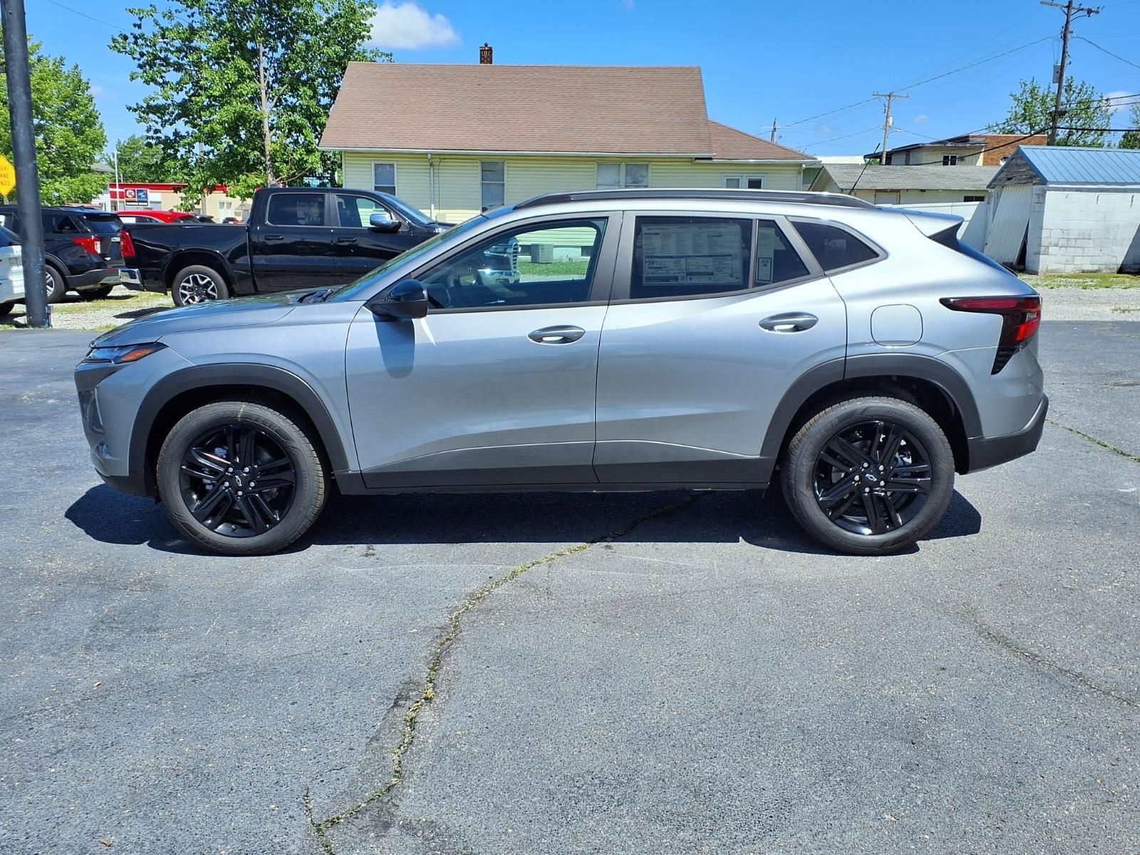 New 2026 Chevrolet Trax ACTIV w/ Driver Confidence Package FWD image 19