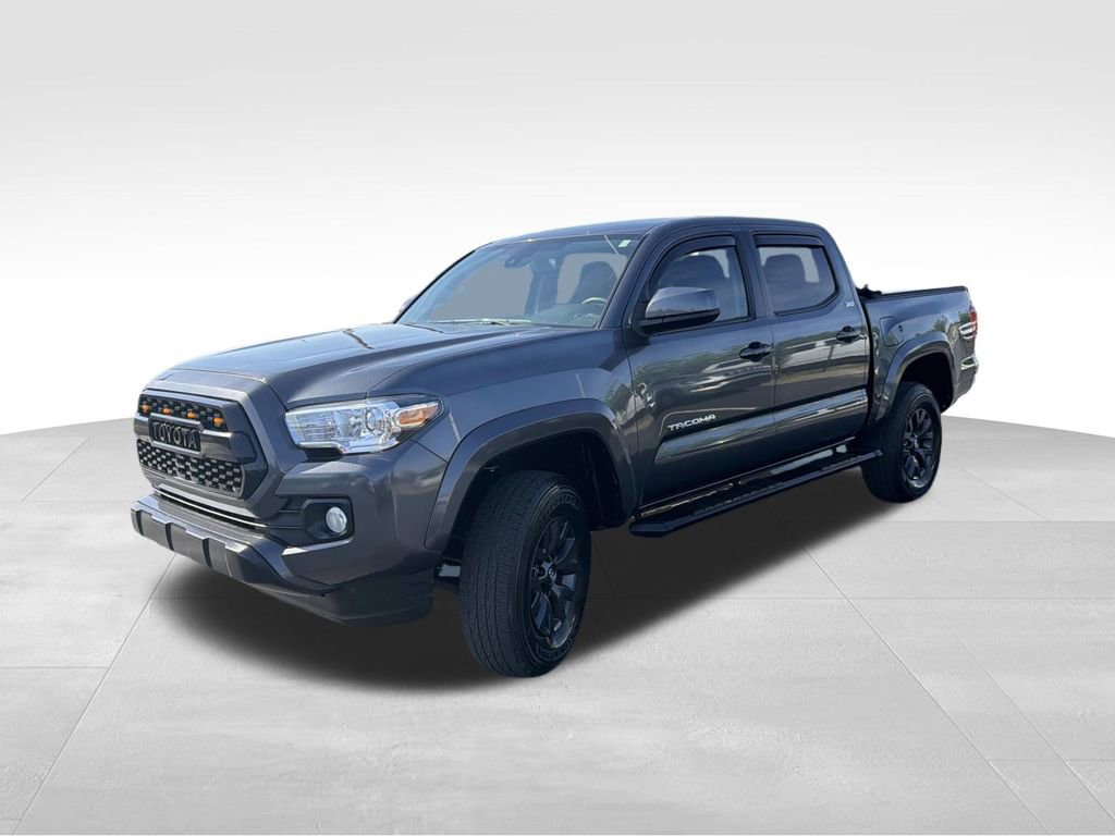 Used 2020 Toyota Tacoma SR5 AWD/4WD image 6