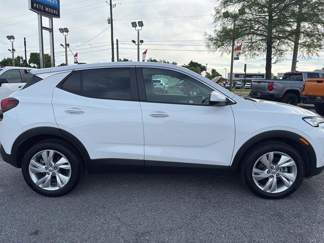 Used 2024 Buick Encore GX Preferred image 4