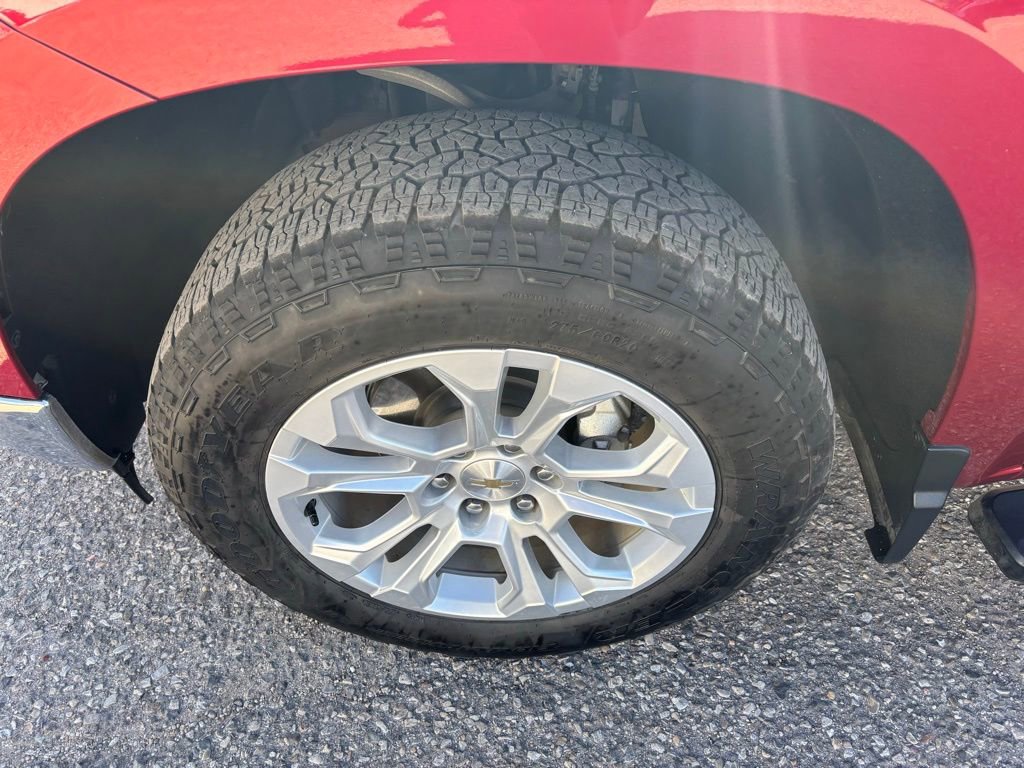 Used 2023 Chevrolet Silverado 1500 LTZ w/ Technology Package image 11