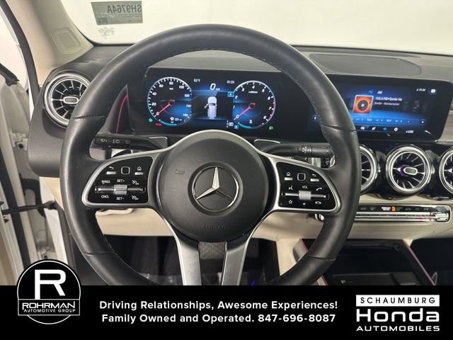 Used 2022 Mercedes-Benz GLB 250 4MATIC image 11