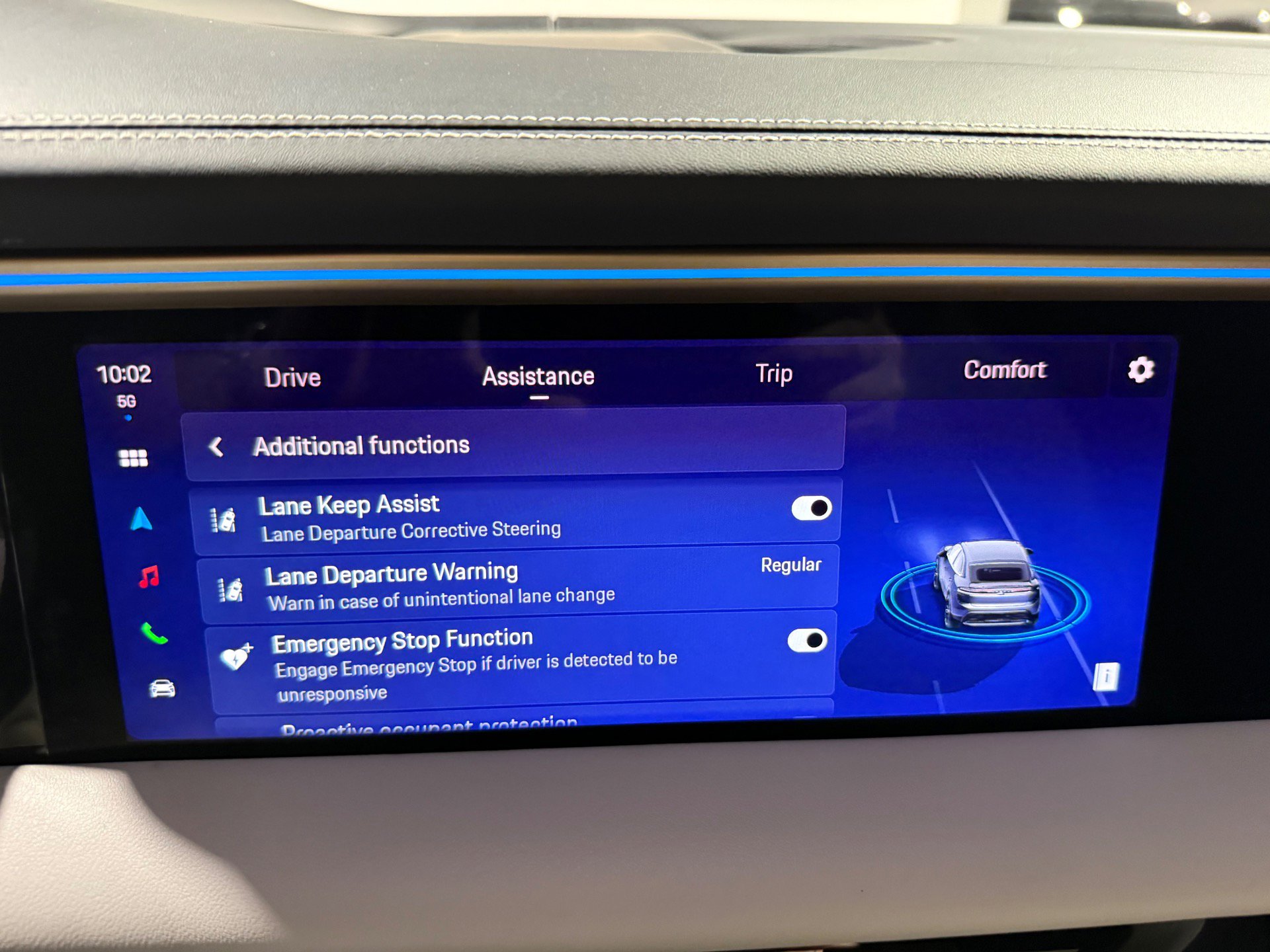 Used 2024 Porsche Macan 4 Electric w/ Premium Package image 56