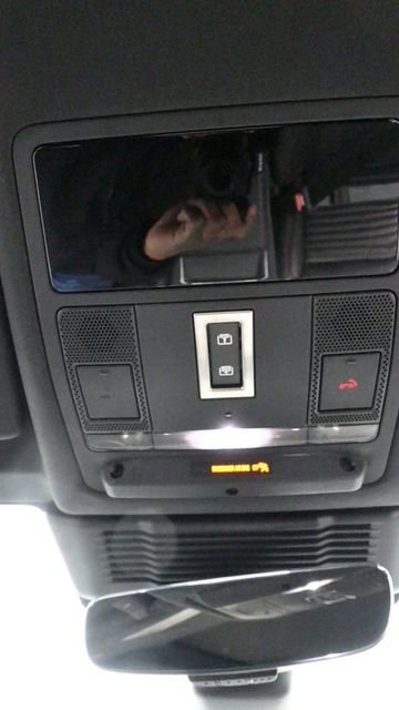 Used 2023 Land Rover Discovery Sport SE R-Dynamic AWD/4WD image 25