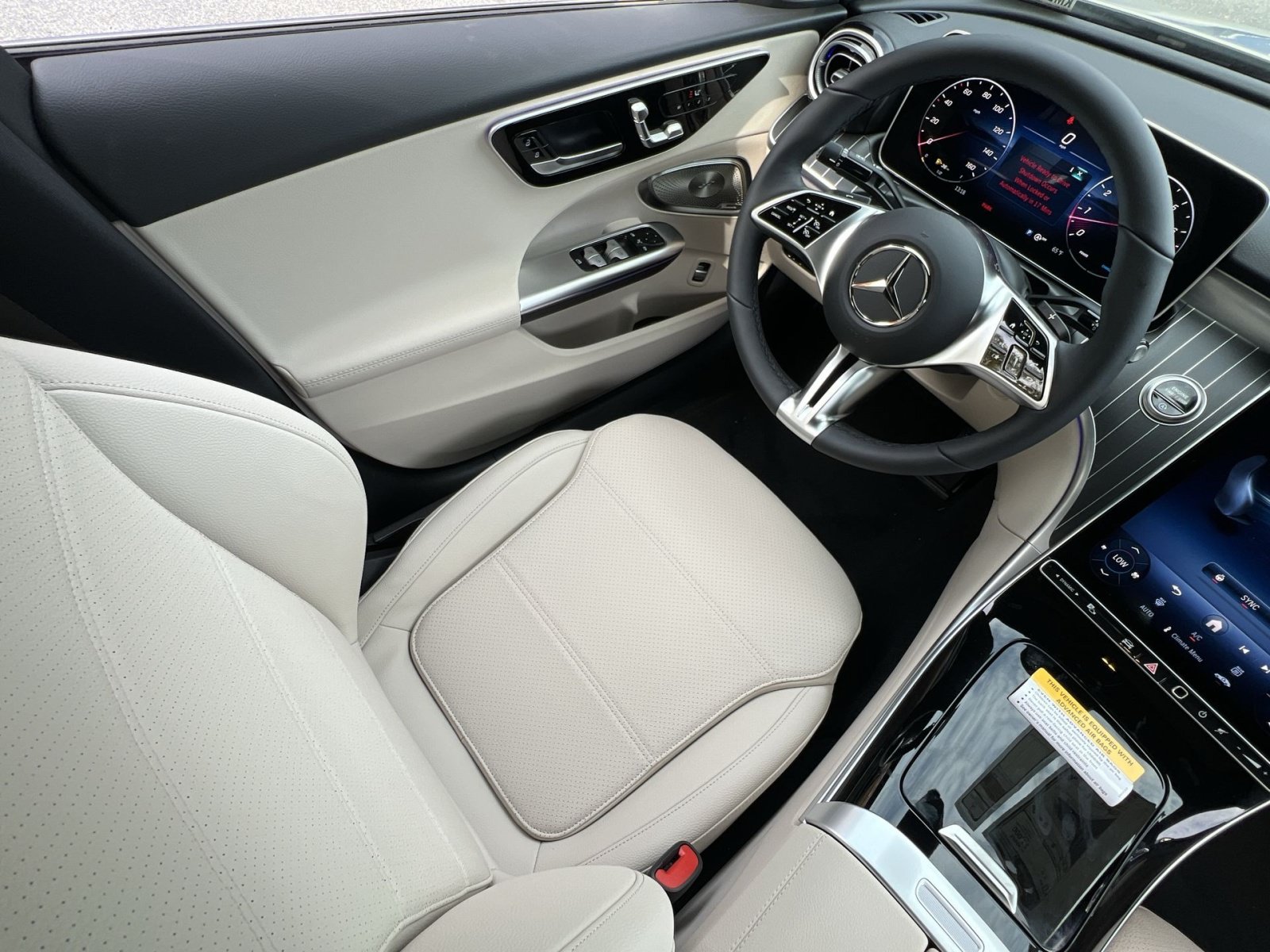 New 2027 Mercedes-Benz C 300 4MATIC Sedan image 16
