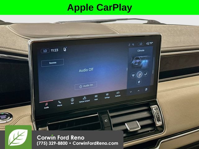 Used 2022 Lincoln Navigator Reserve AWD/4WD image 15