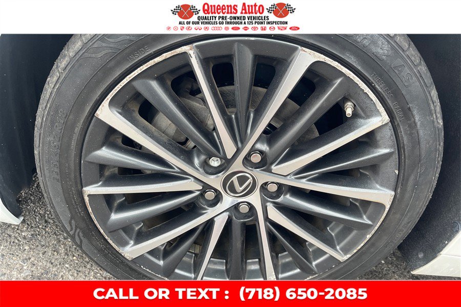 Used 2022 Lexus ES 250 w/ Premium Package AWD/4WD image 30