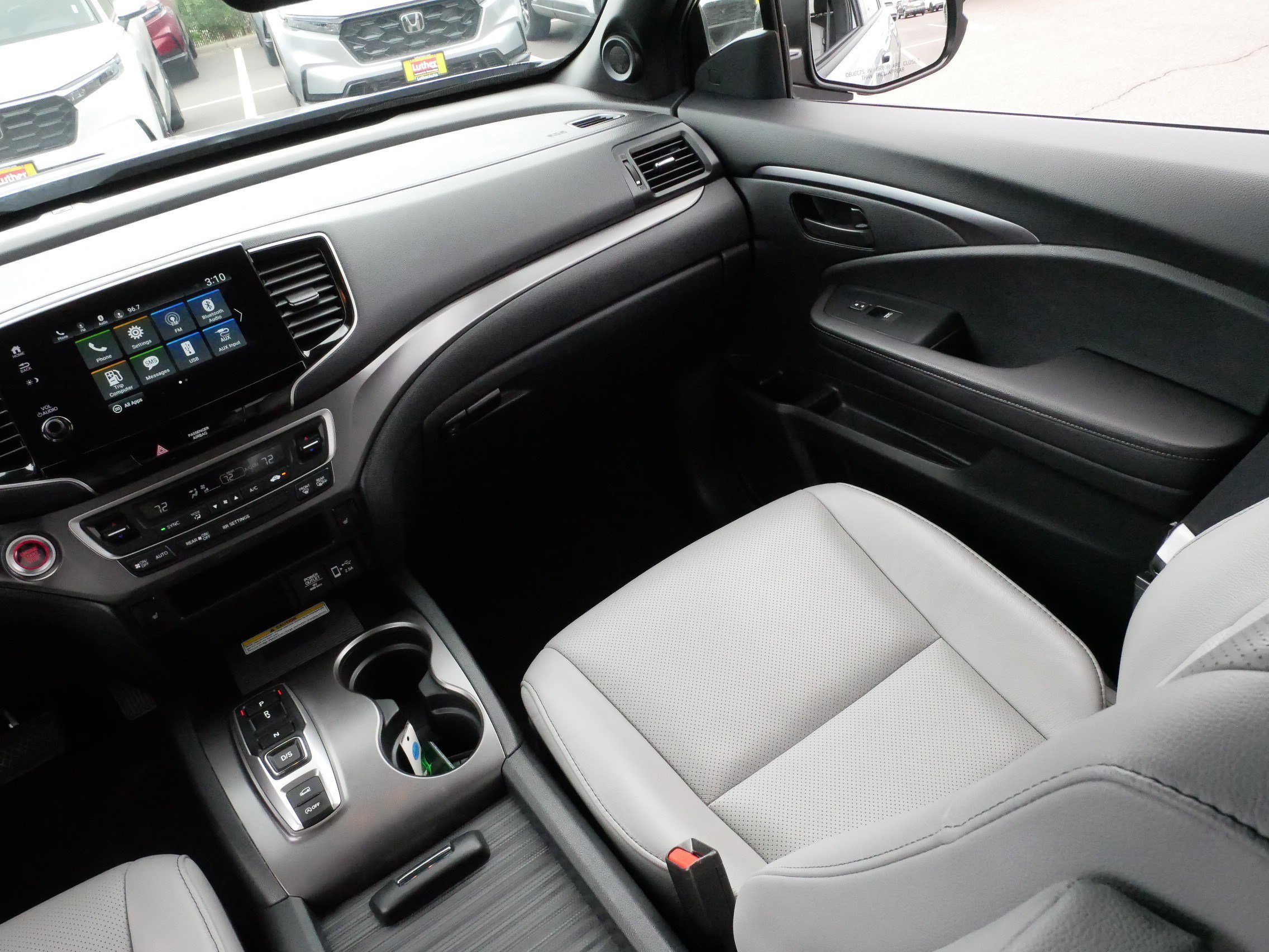 Used 2023 Honda Passport EX-L image 11