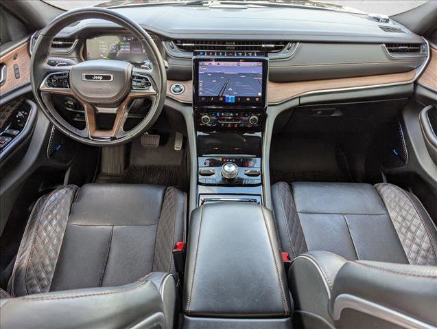Used 2023 Jeep Grand Cherokee Summit w/ Luxury Tech Group V AWD/4WD image 18