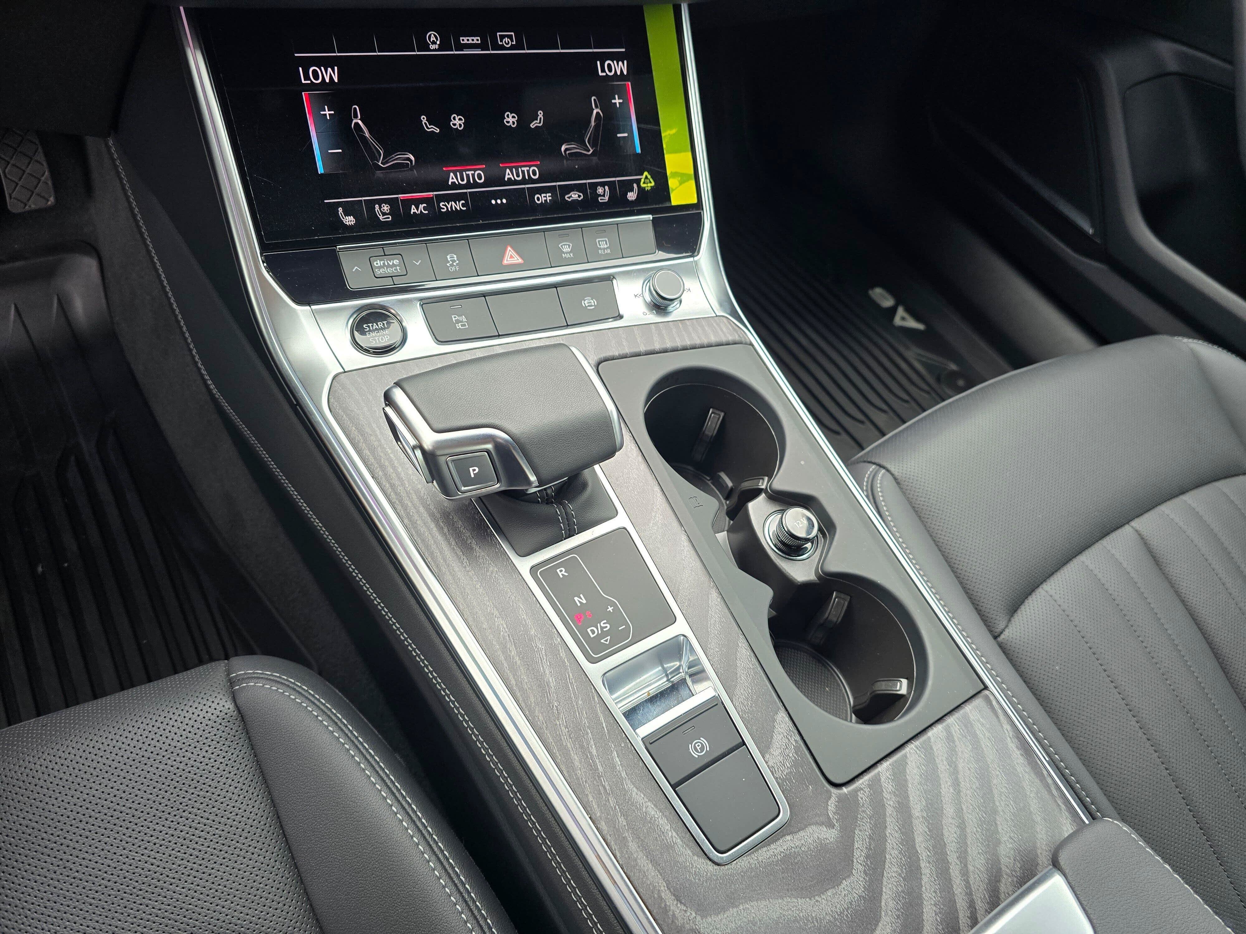 Certified 2025 Audi A6 Premium Plus w/ Premium Plus Package AWD/4WD image 21