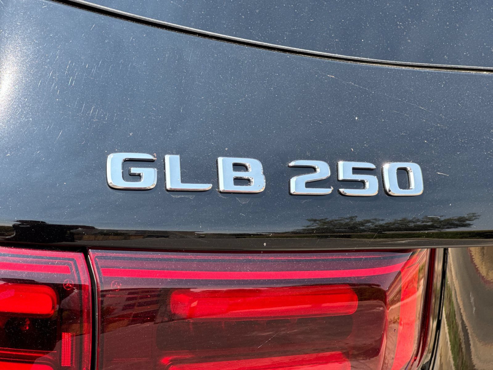 Certified 2024 Mercedes-Benz GLB 250 4MATIC image 26