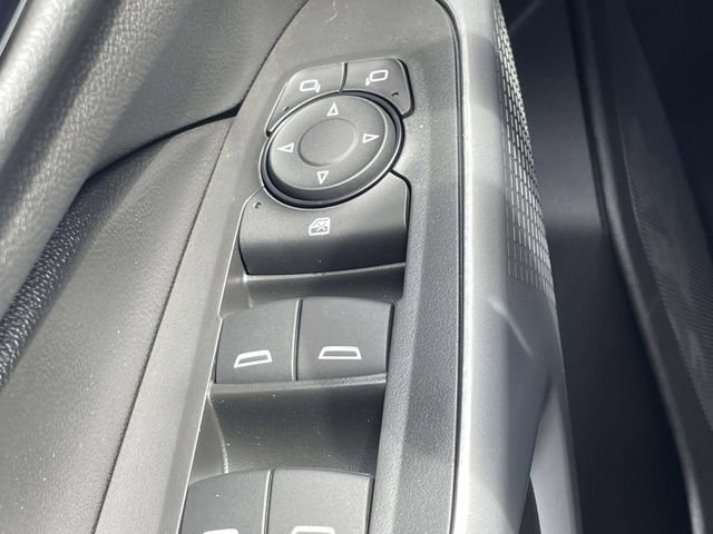 New 2026 Chevrolet Trax LS w/ LS Convenience Package FWD image 18