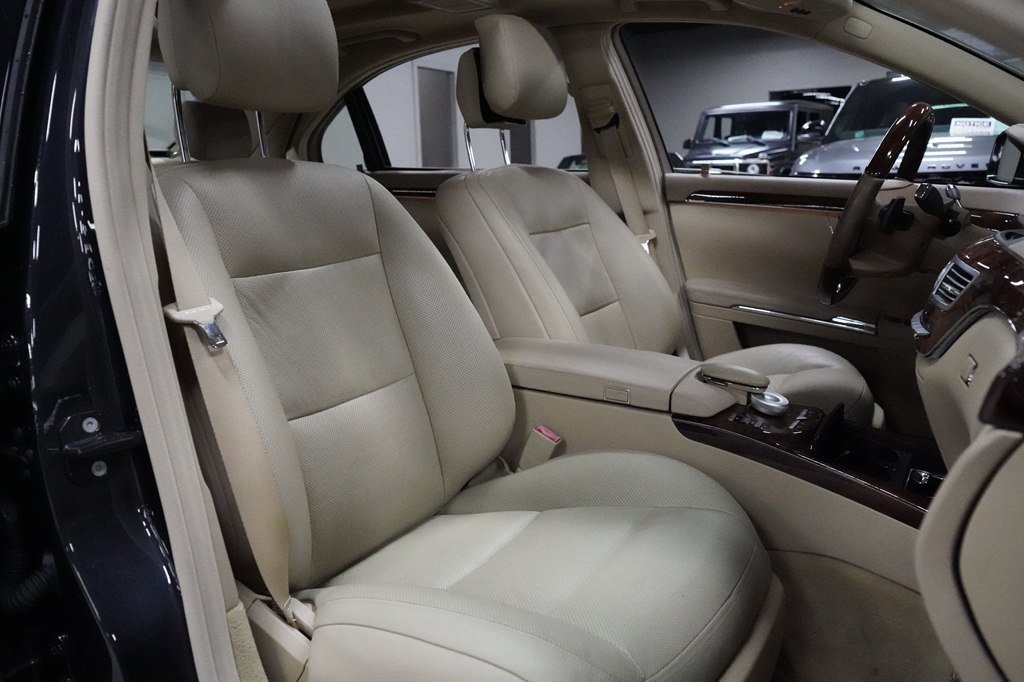 Used 2013 Mercedes-Benz S 550 4MATIC image 31
