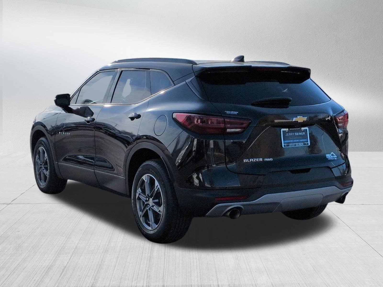 Certified 2023 Chevrolet Blazer LT w/ Sound & Technology Package image 4