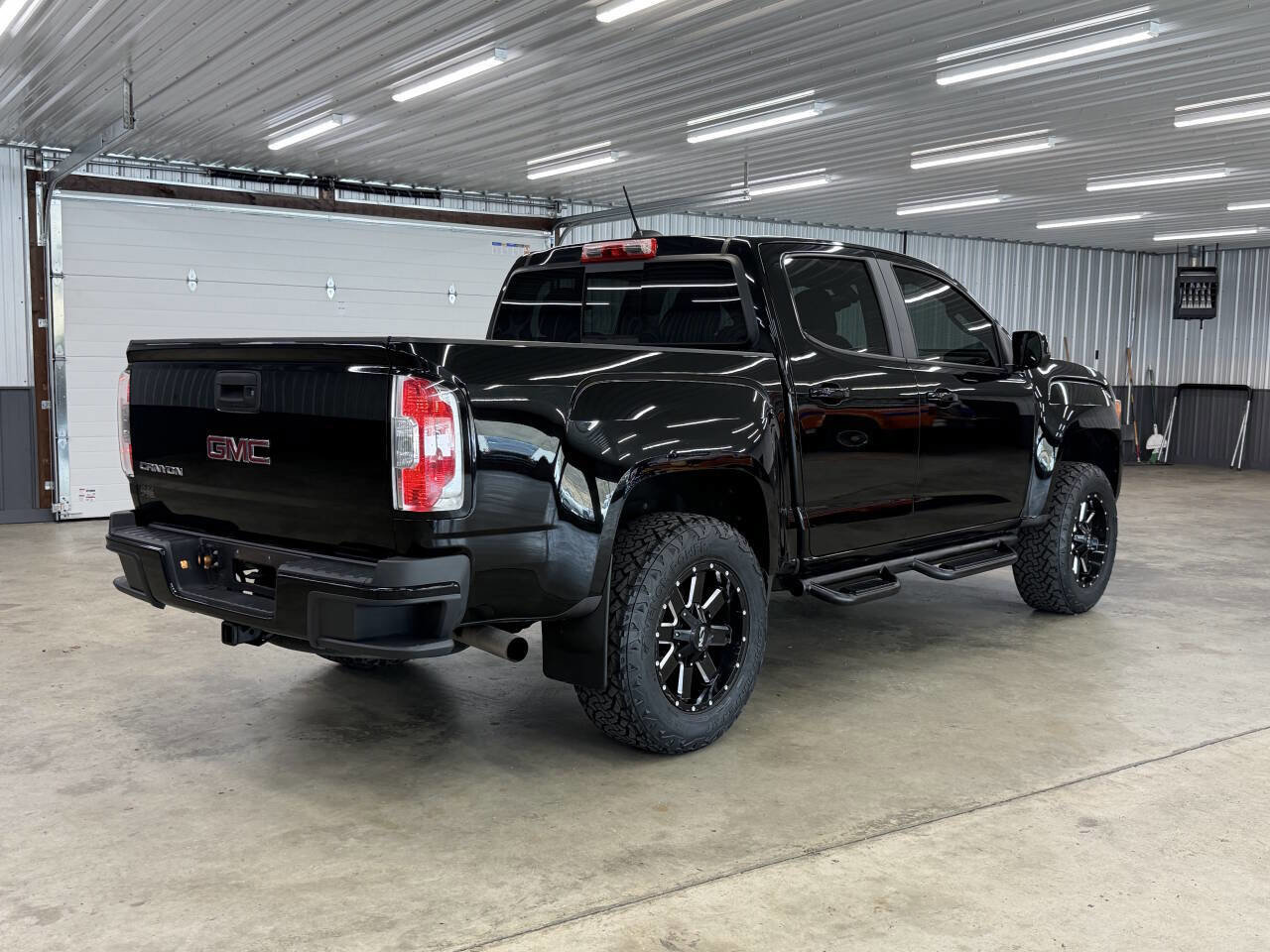 Used 2016 GMC Canyon SLE w/ All Terrain Adventure Package image 7