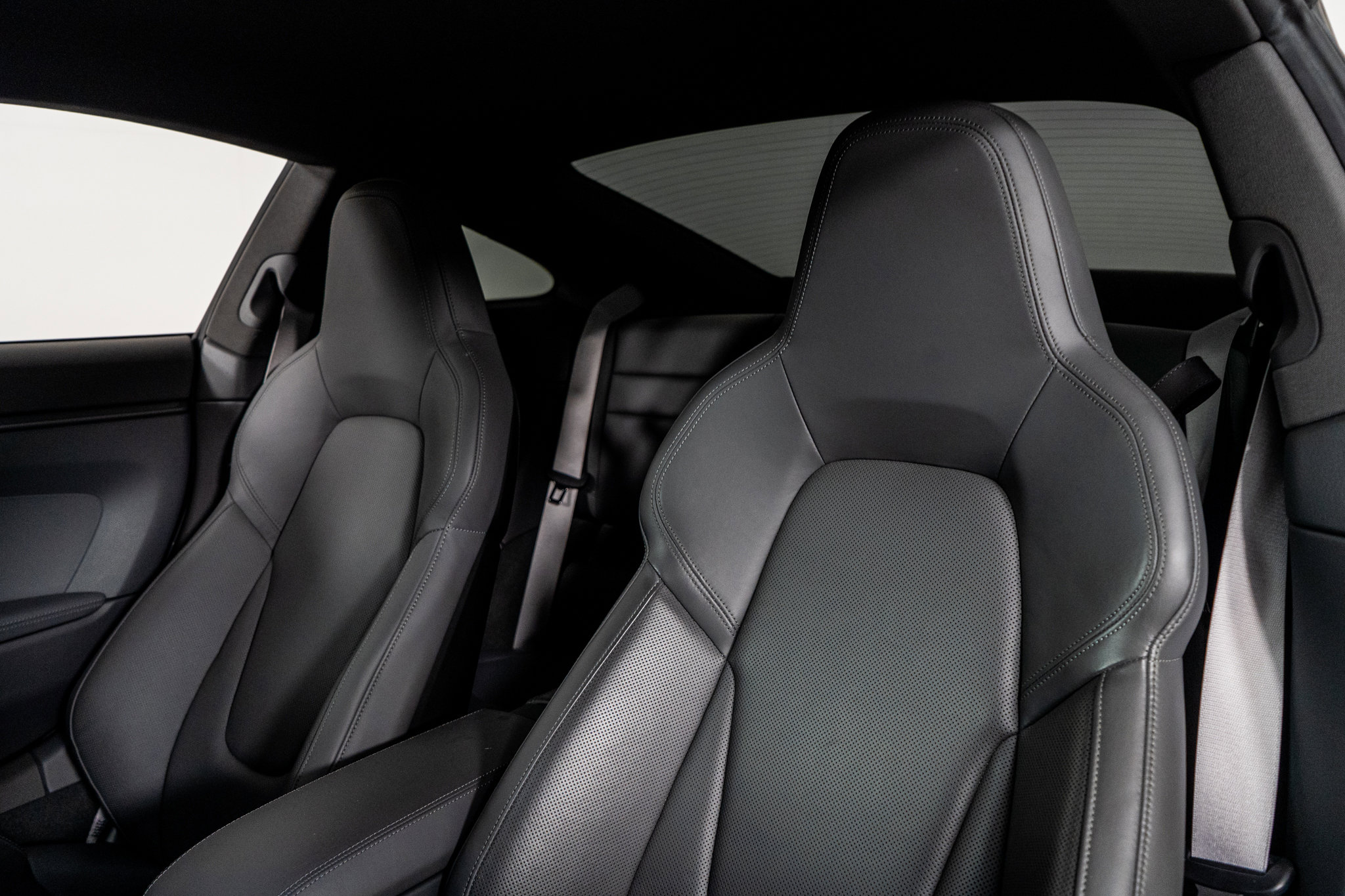 Used 2021 Porsche 911 Carrera S image 3