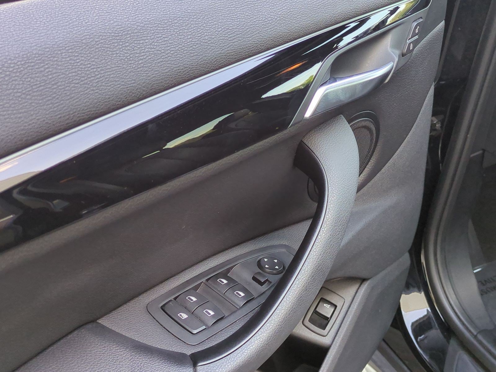 Used 2020 BMW X1 sDrive28i FWD image 15