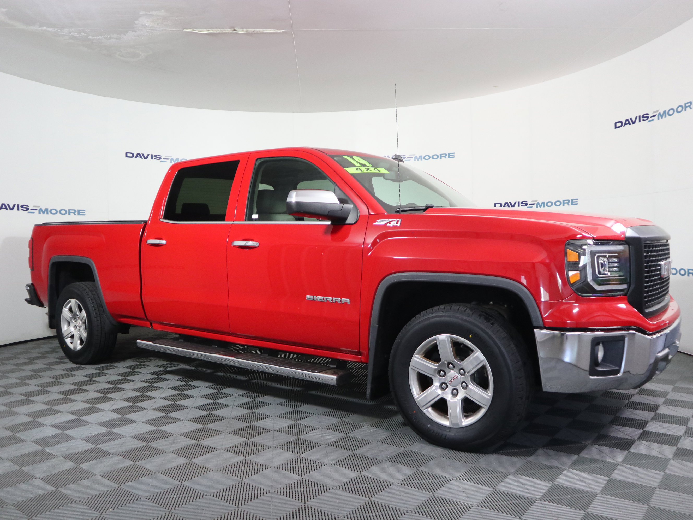 Used 2014 GMC Sierra 1500 SLT w/ Suspension Package, Off-Road image 4