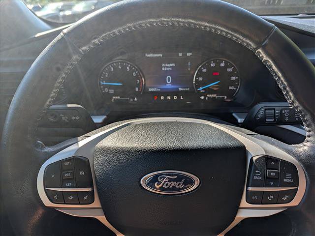 Used 2022 Ford Explorer XLT AWD/4WD image 36