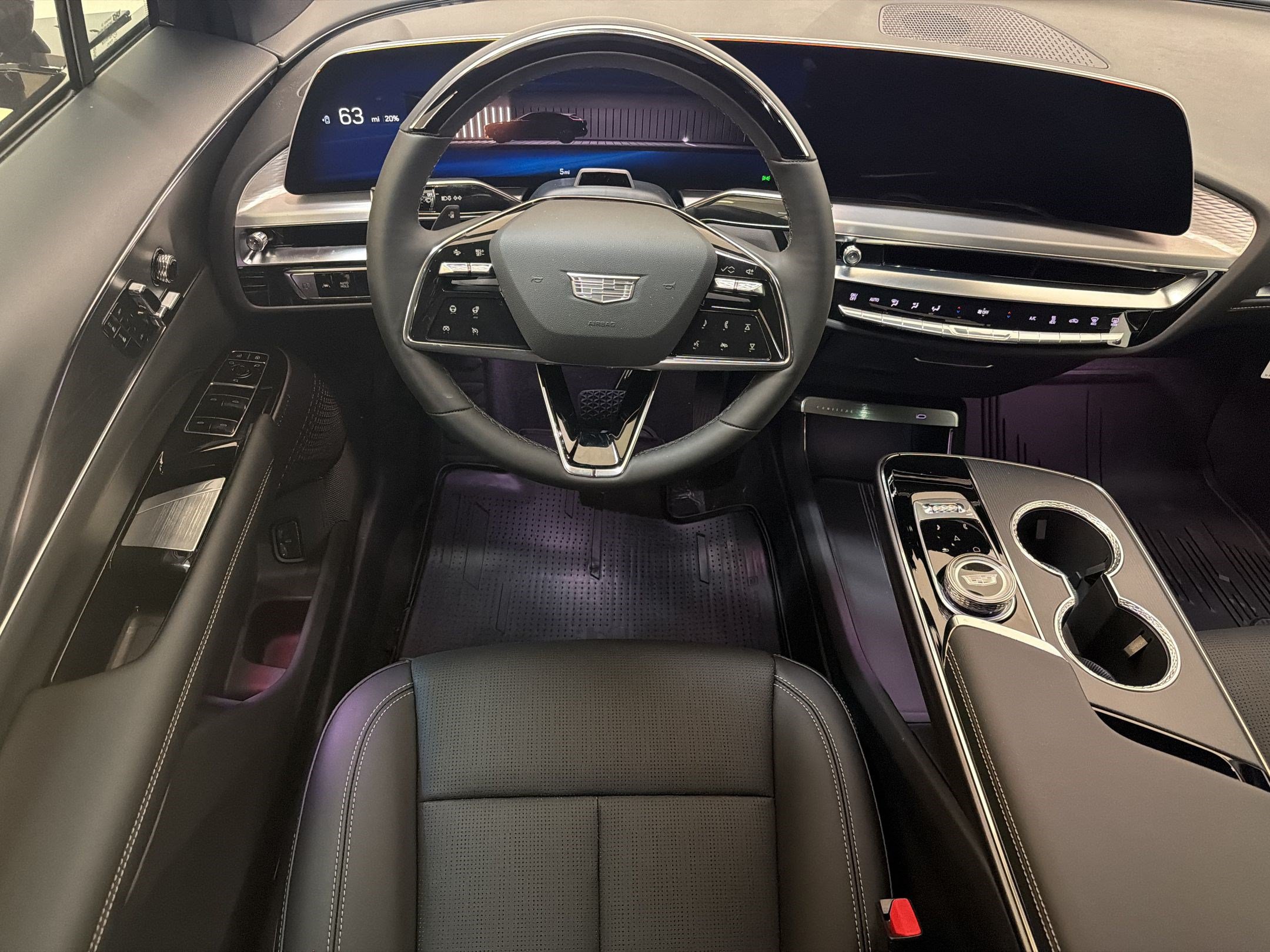 New 2026 Cadillac Lyriq Sport AWD/4WD image 25