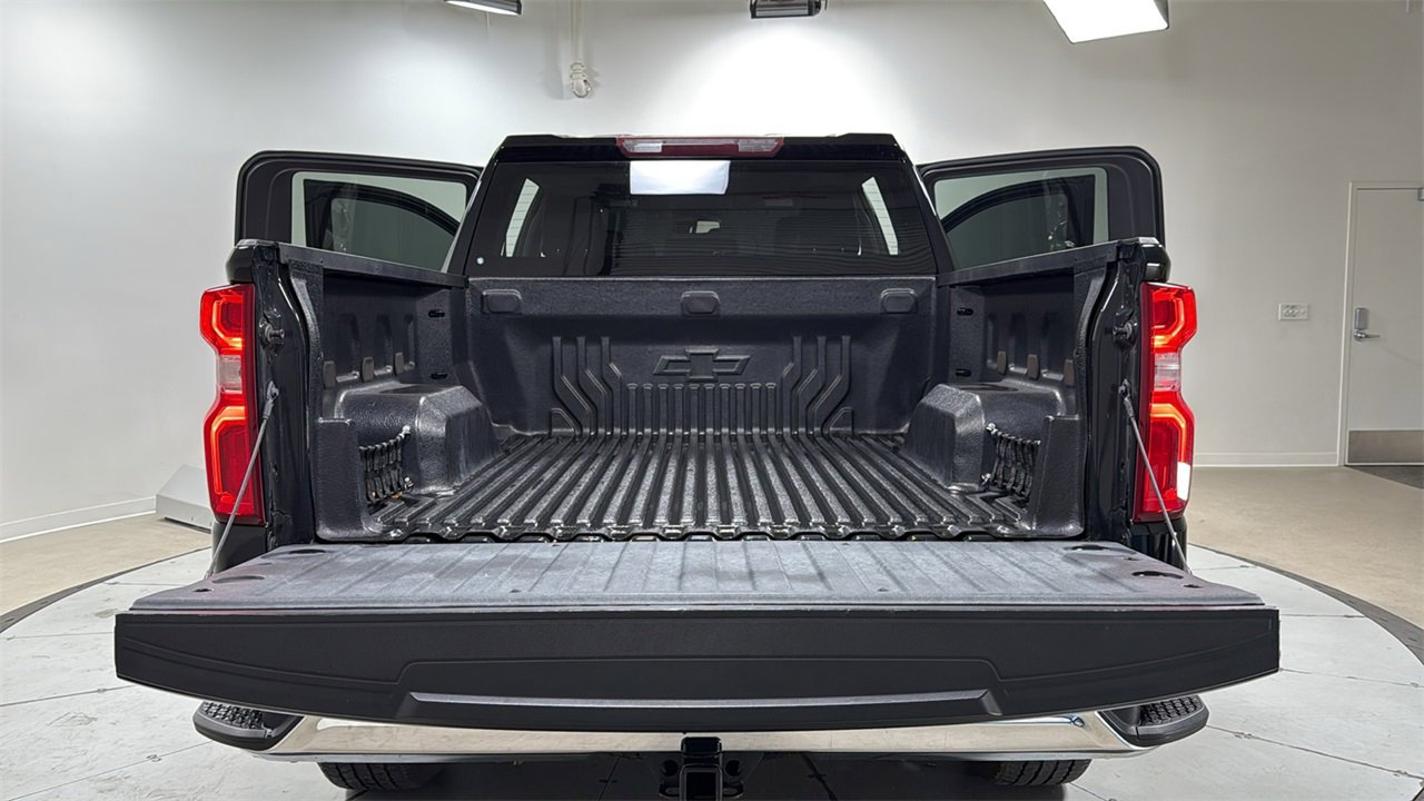 Used 2019 Chevrolet Silverado 1500 LTZ image 16