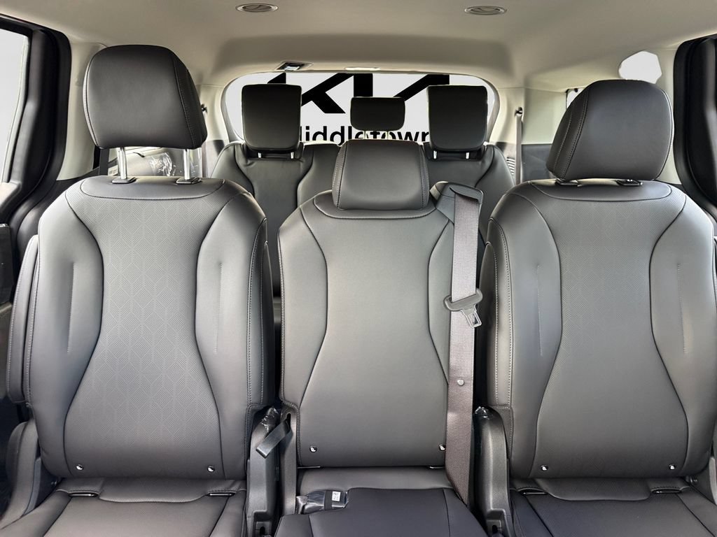 New 2027 Kia Carnival EX FWD image 16