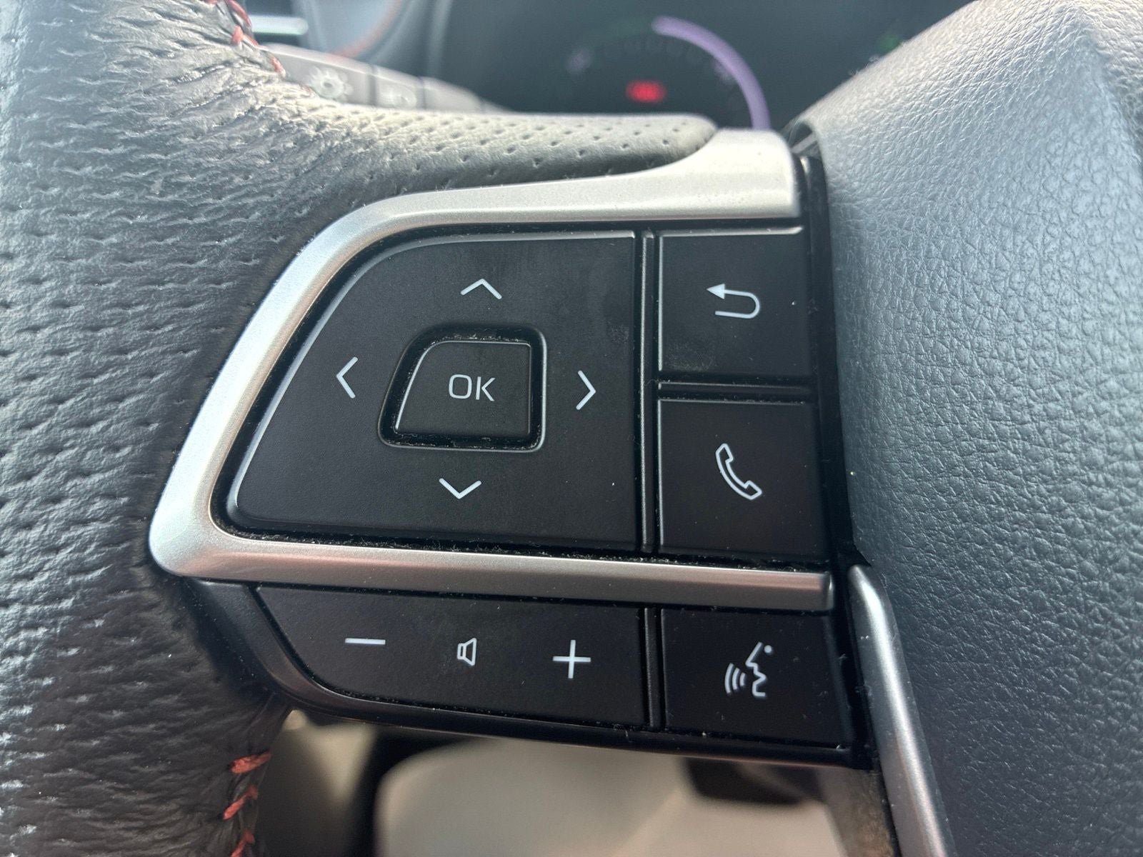 Used 2021 Toyota Sienna XSE w/ XSE Plus Package AWD/4WD image 27