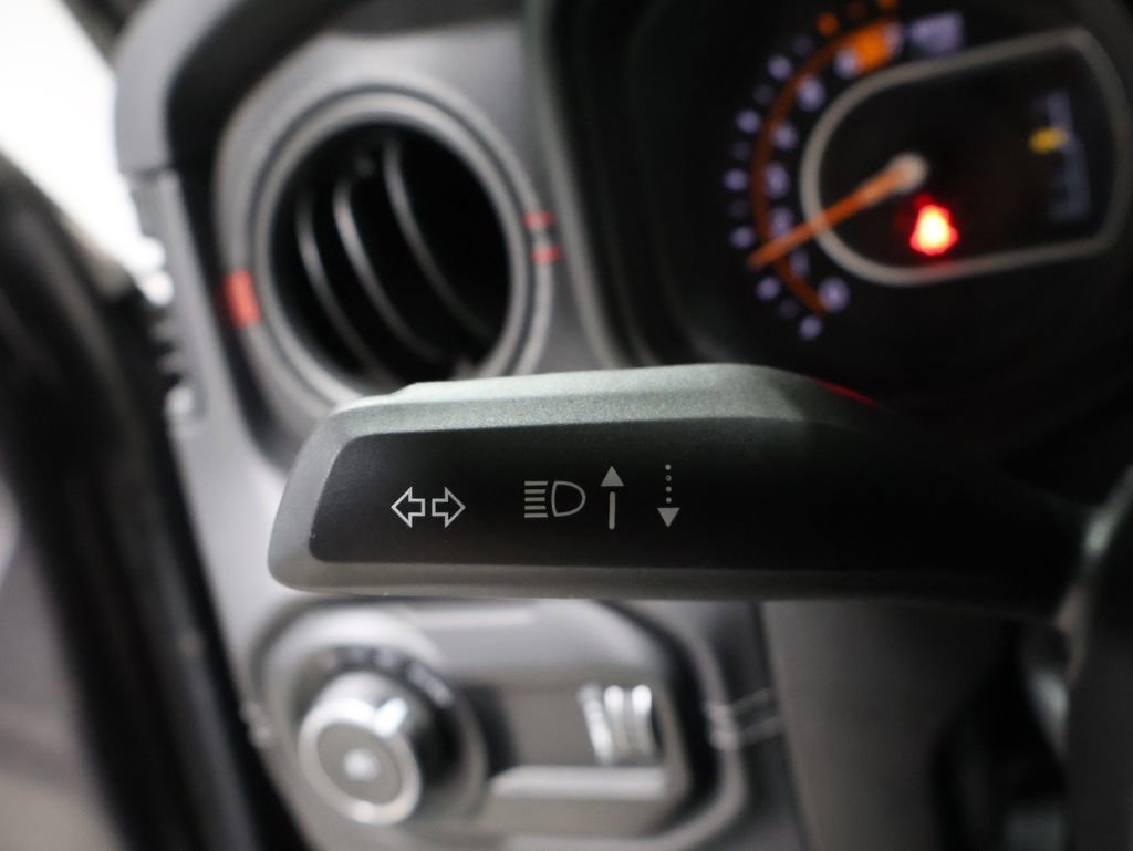 Used 2025 Jeep Wrangler Unlimited Rubicon image 33