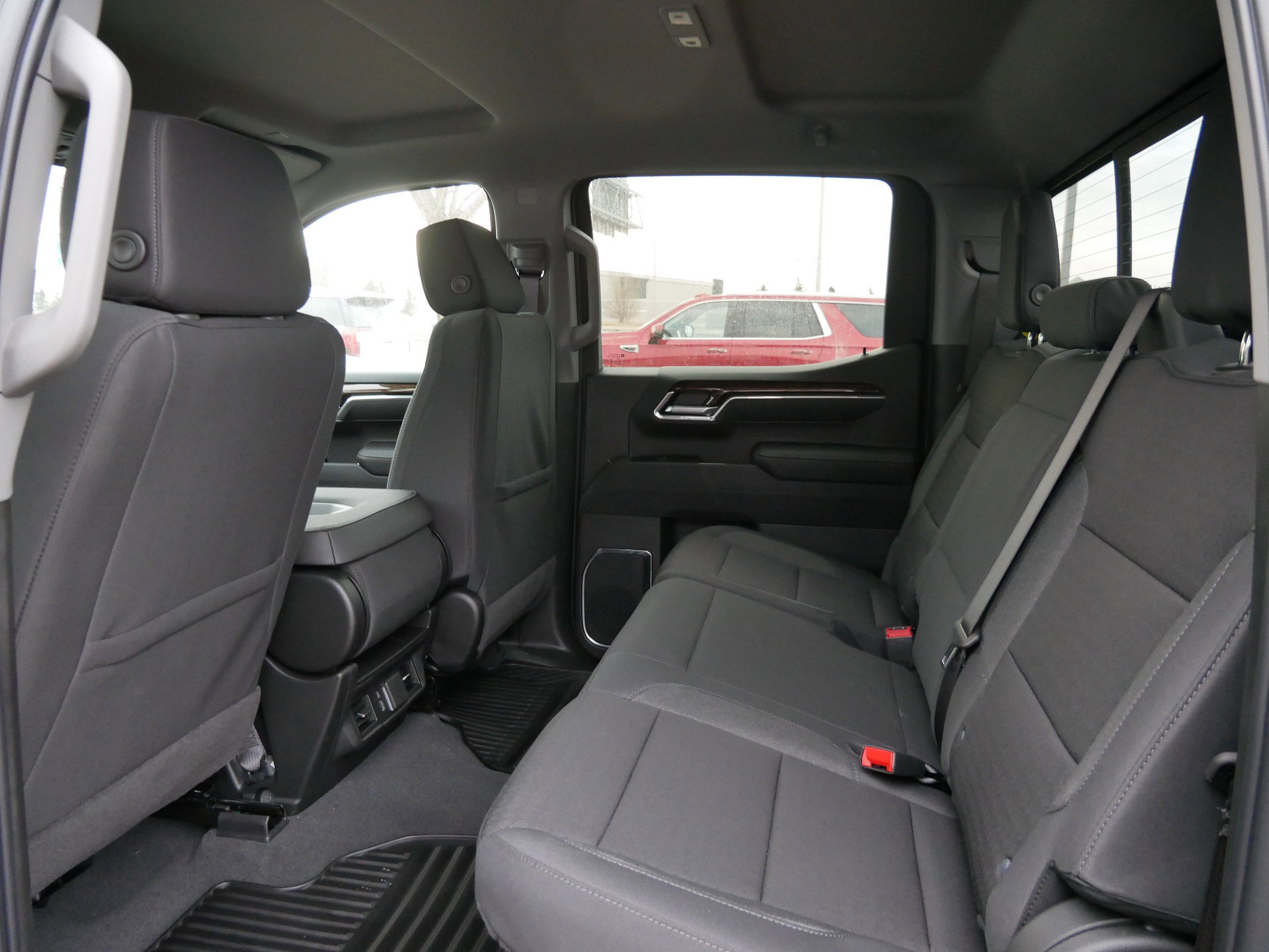 New 2026 GMC Sierra 1500 SLE w/ X31 Off-Road Package image 7