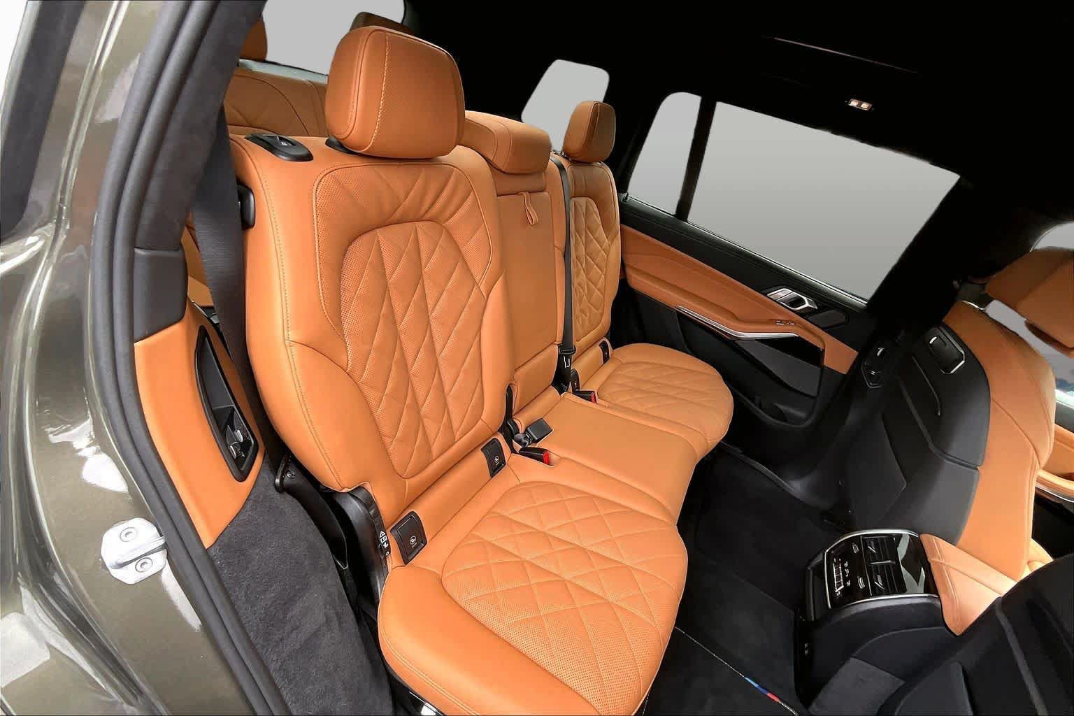 Used 2025 BMW X7 xDrive40i w/ M Sport Package AWD/4WD image 20