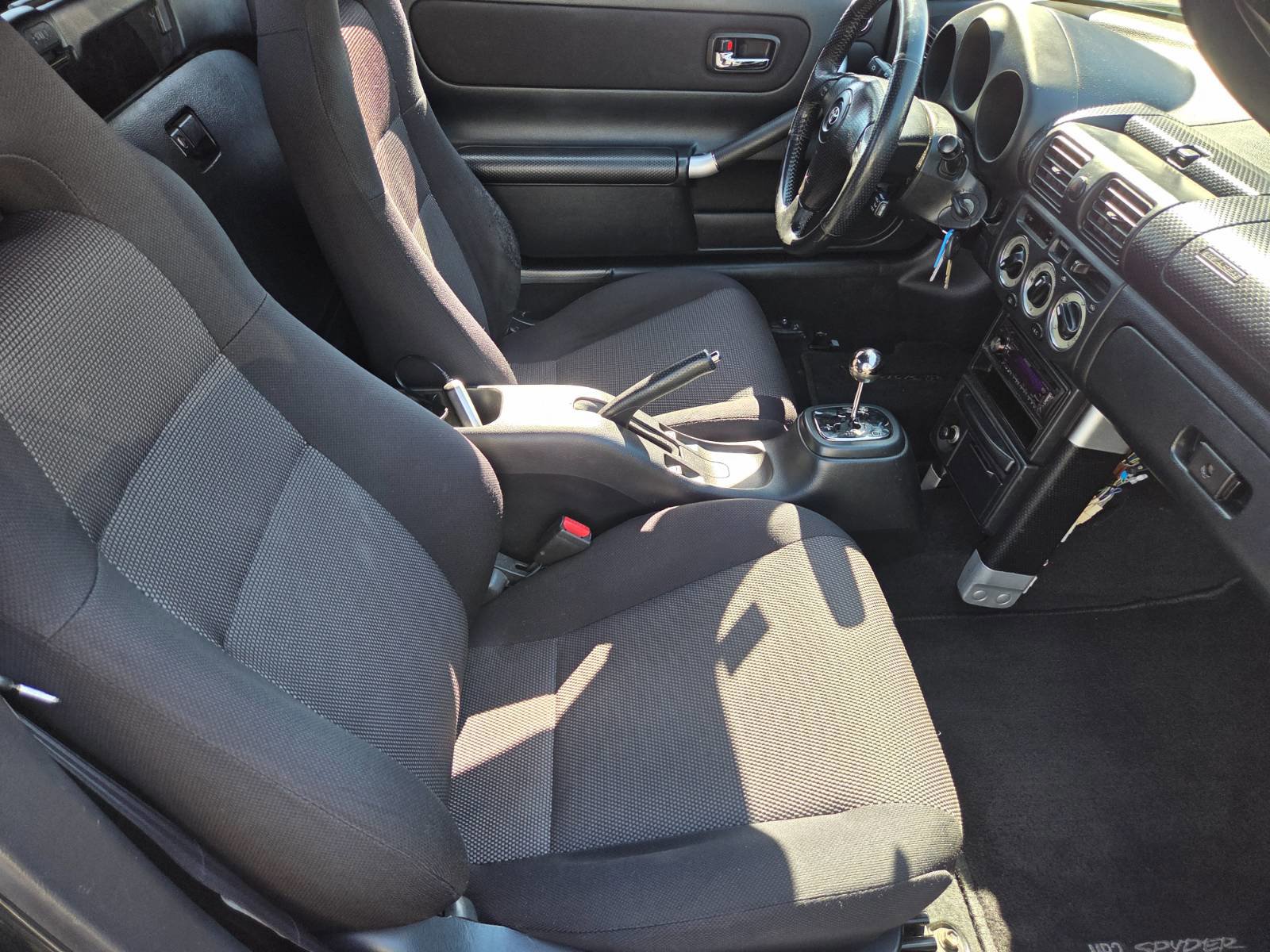 Used 2005 Toyota MR2 image 11