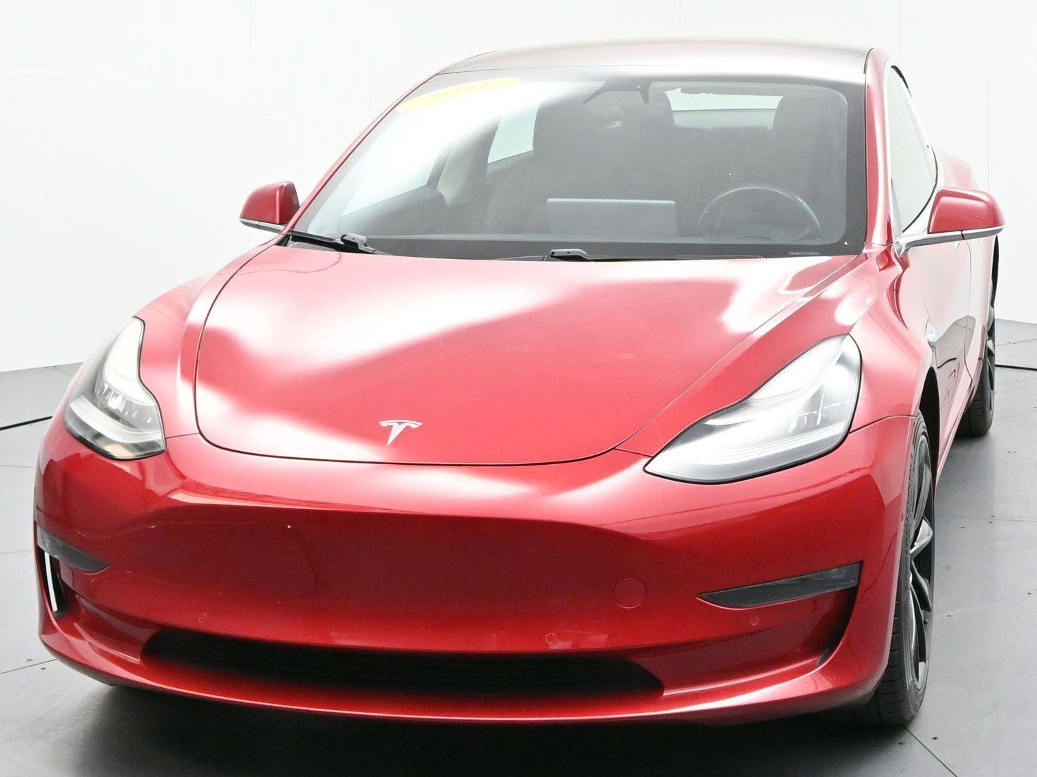 Used 2018 Tesla Model 3 Long Range image 2