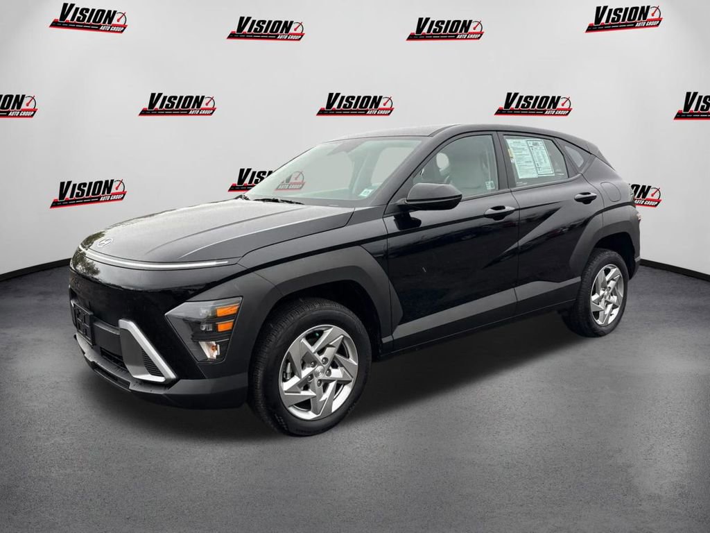 Certified 2025 Hyundai Kona SE