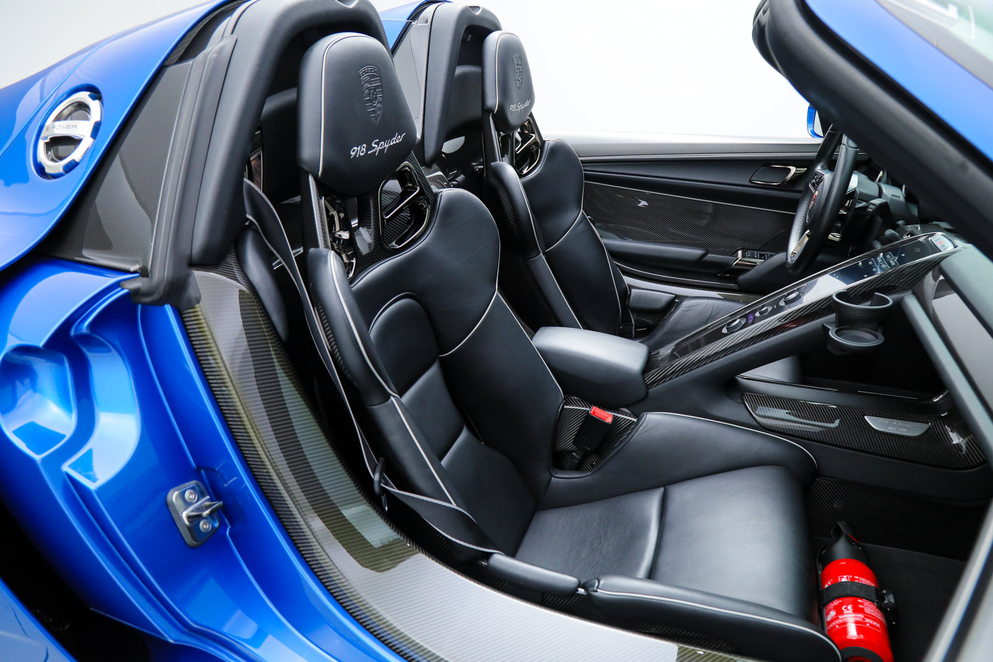 Used 2015 Porsche 918 Spyder AWD/4WD image 25