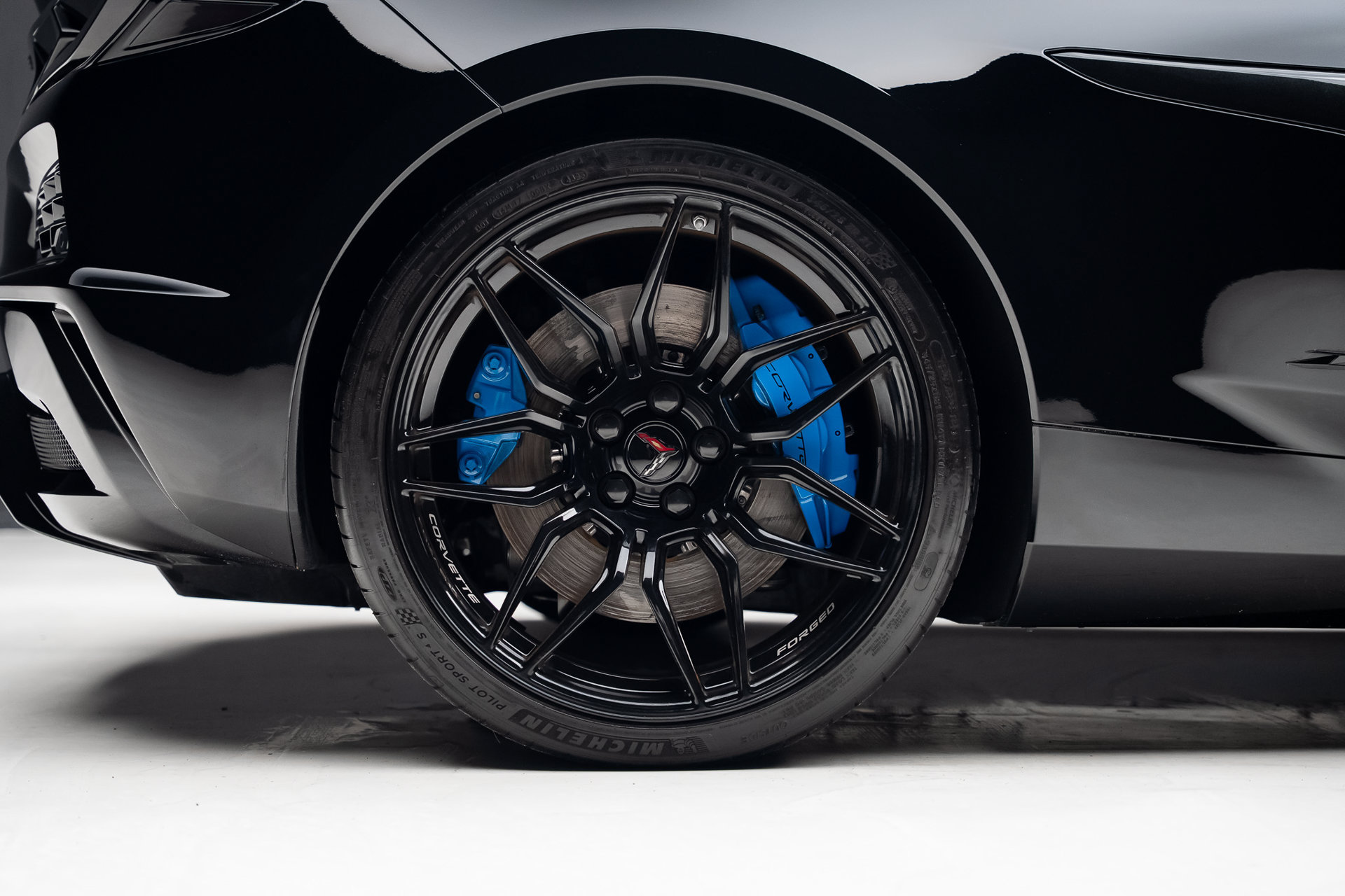 Used 2024 Chevrolet Corvette Z06 RWD image 39