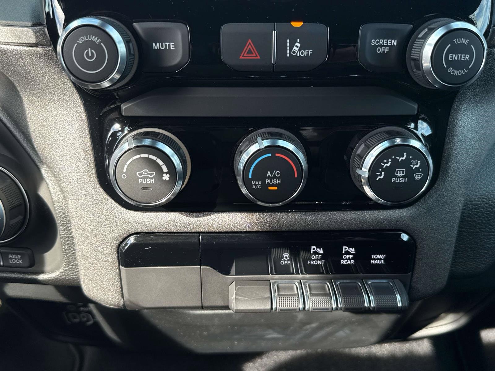 New 2026 RAM 1500 Tradesman image 15