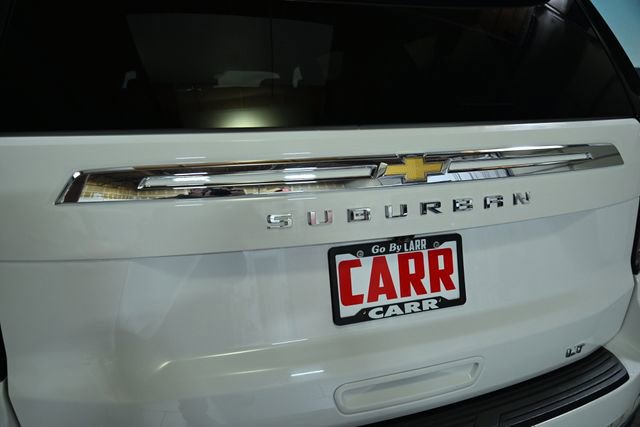 Used 2024 Chevrolet Suburban LT AWD/4WD image 9