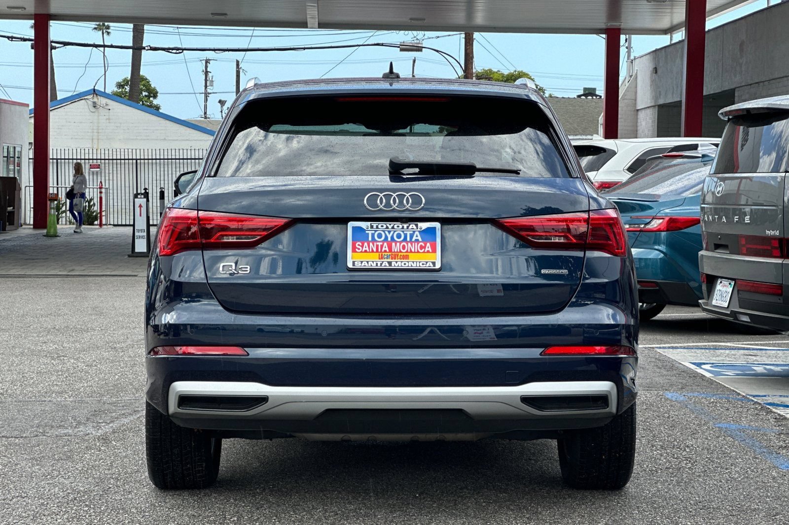 Used 2020 Audi Q3 2.0T Premium w/ Convenience Package AWD/4WD image 5