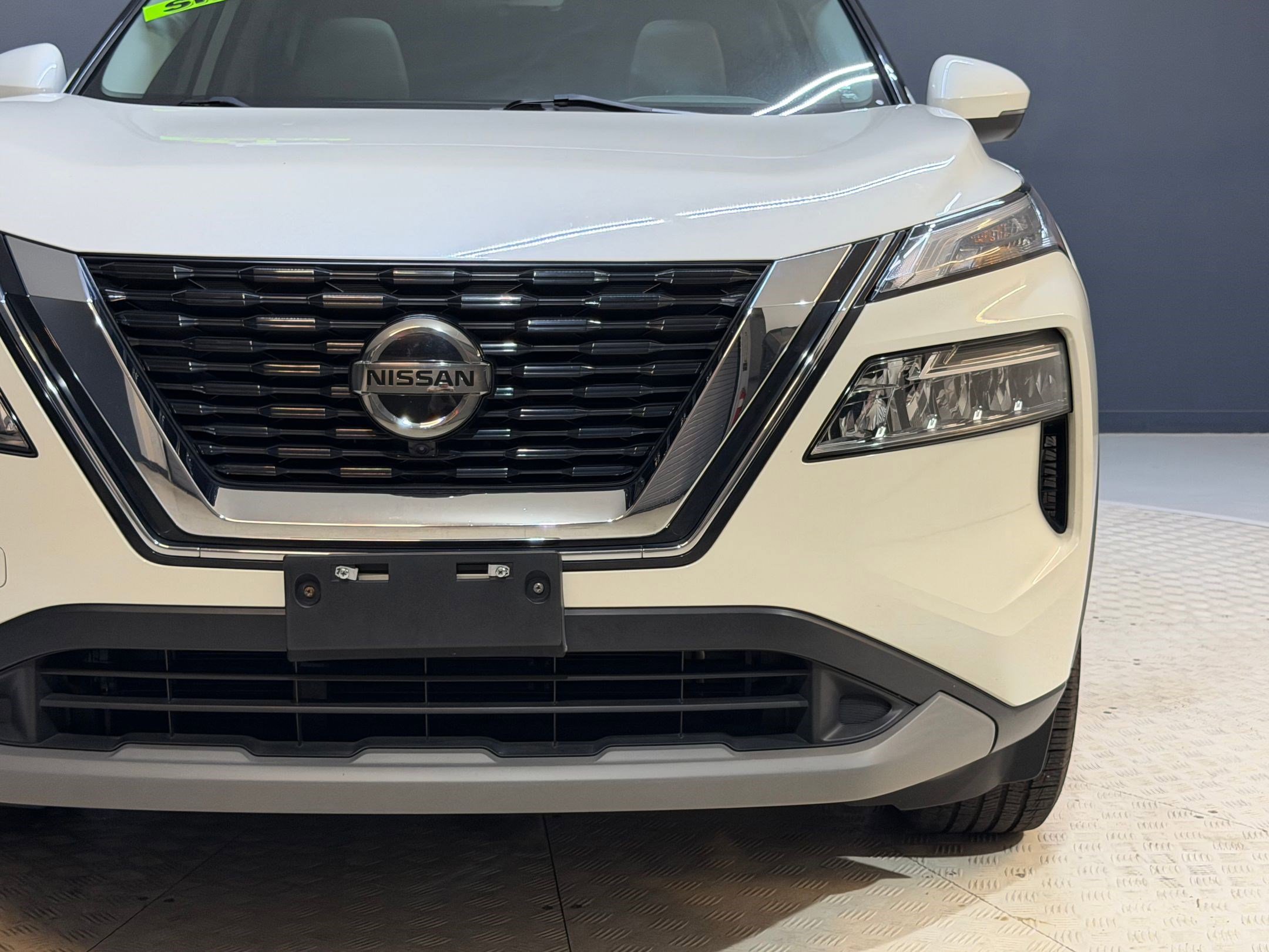 Used 2021 Nissan Rogue SV w/ Premium Package AWD/4WD image 23