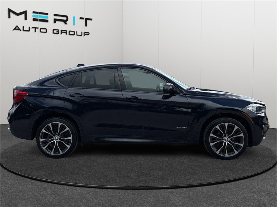 Used 2019 BMW X6 xDrive35i w/ M Sport Package AWD/4WD image 10