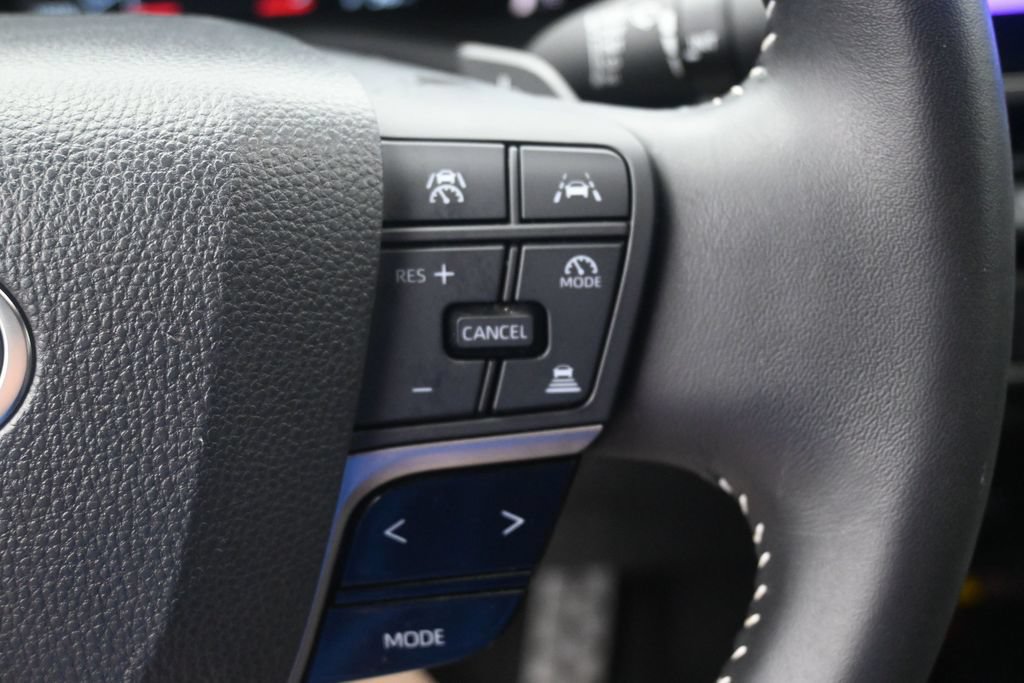 Used 2025 Toyota Camry SE w/ Multimedia Upgrade Package FWD image 23
