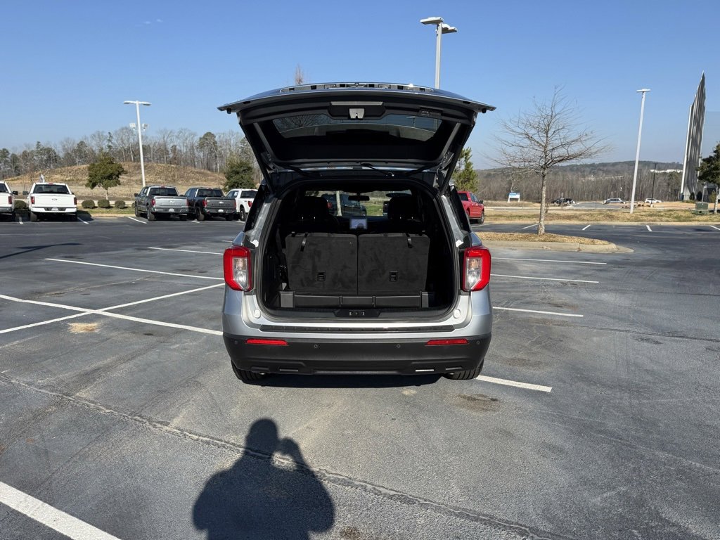 Certified 2020 Ford Explorer XLT image 7