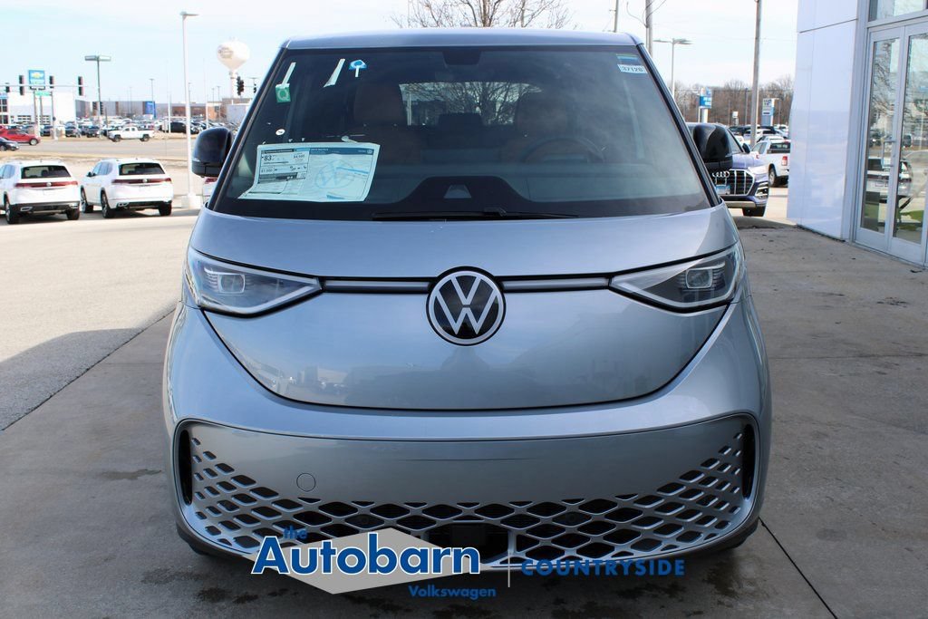 New 2025 Volkswagen ID. Buzz Pro S RWD image 2