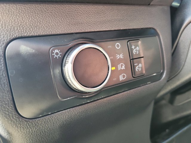 Used 2025 Ford Escape ST-Line FWD image 19