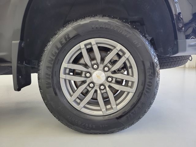 Used 2023 Chevrolet Colorado LT w/ LT Convenience Package II RWD image 11