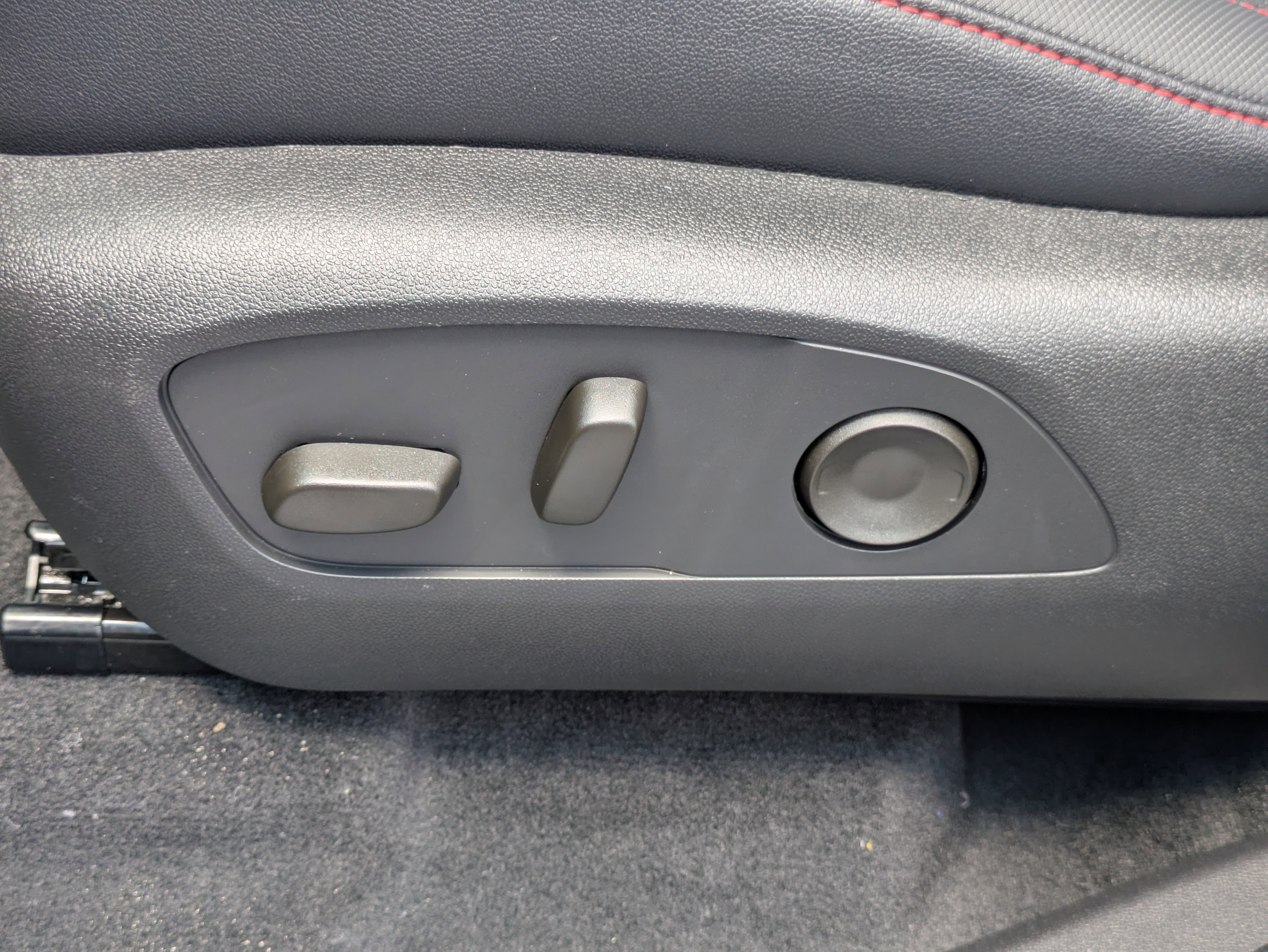 New 2026 Chevrolet Traverse LT w/ Enhanced Driving Package image 14